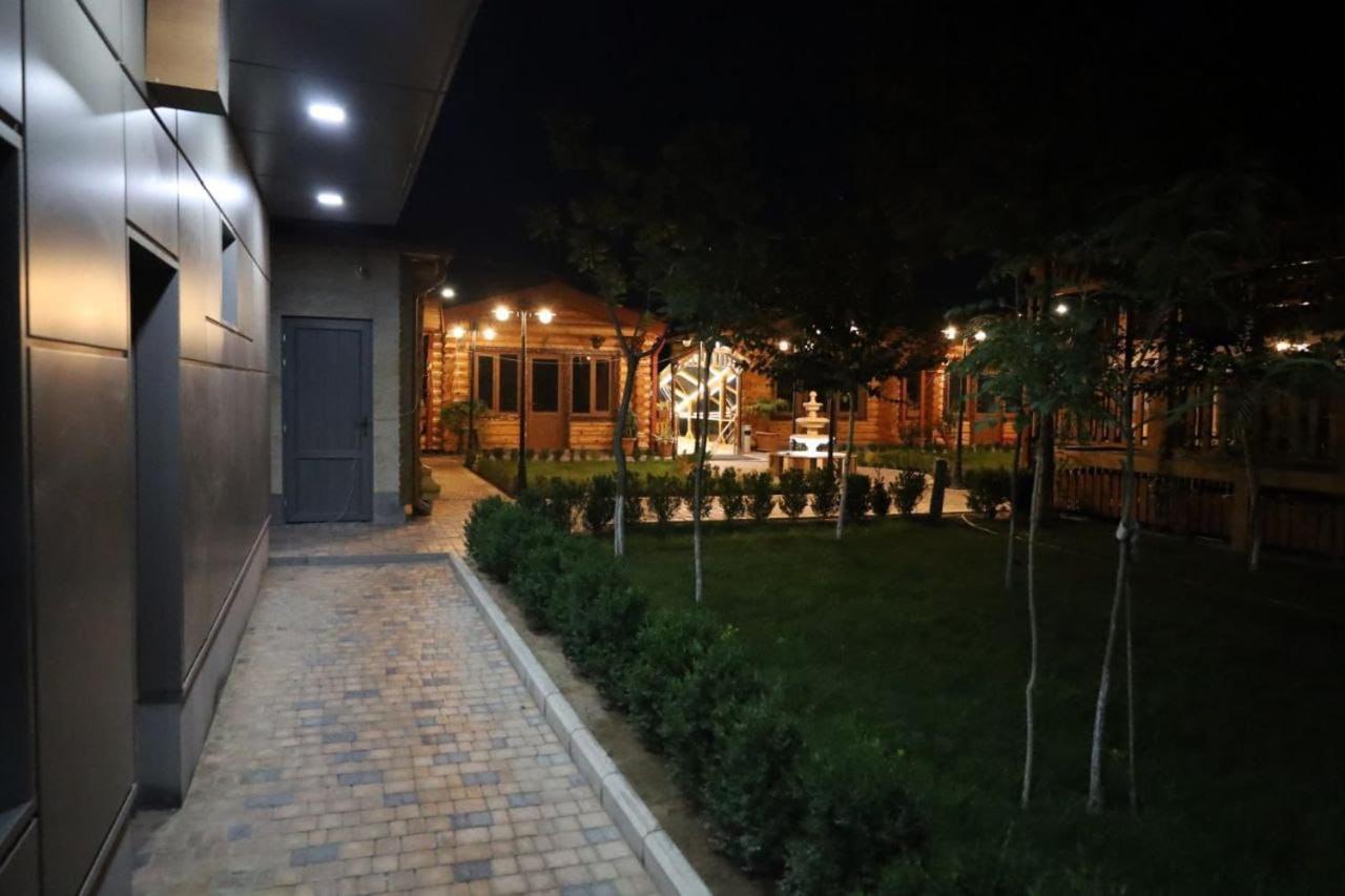 Tnak Hotel Jerevan Eksteriør bilde
