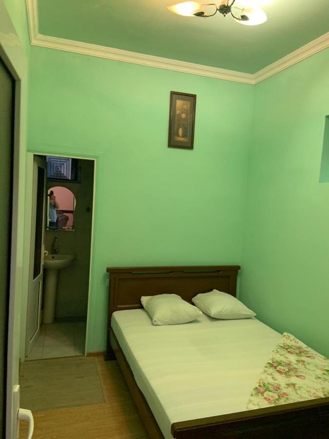 Tnak Hotel Jerevan Eksteriør bilde