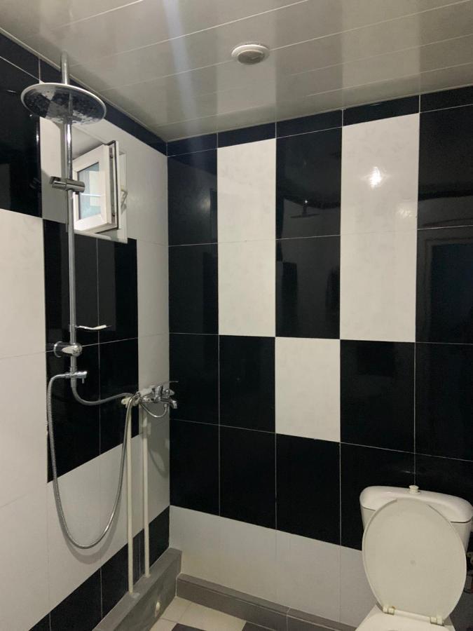 Tnak Hotel Jerevan Eksteriør bilde