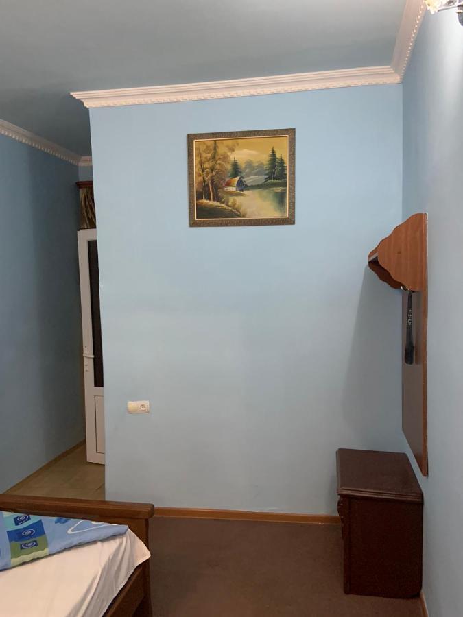 Tnak Hotel Jerevan Eksteriør bilde